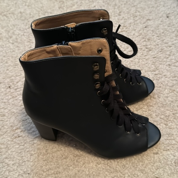 Cato Booties Size 9 Color Black - Picture 3 of 10